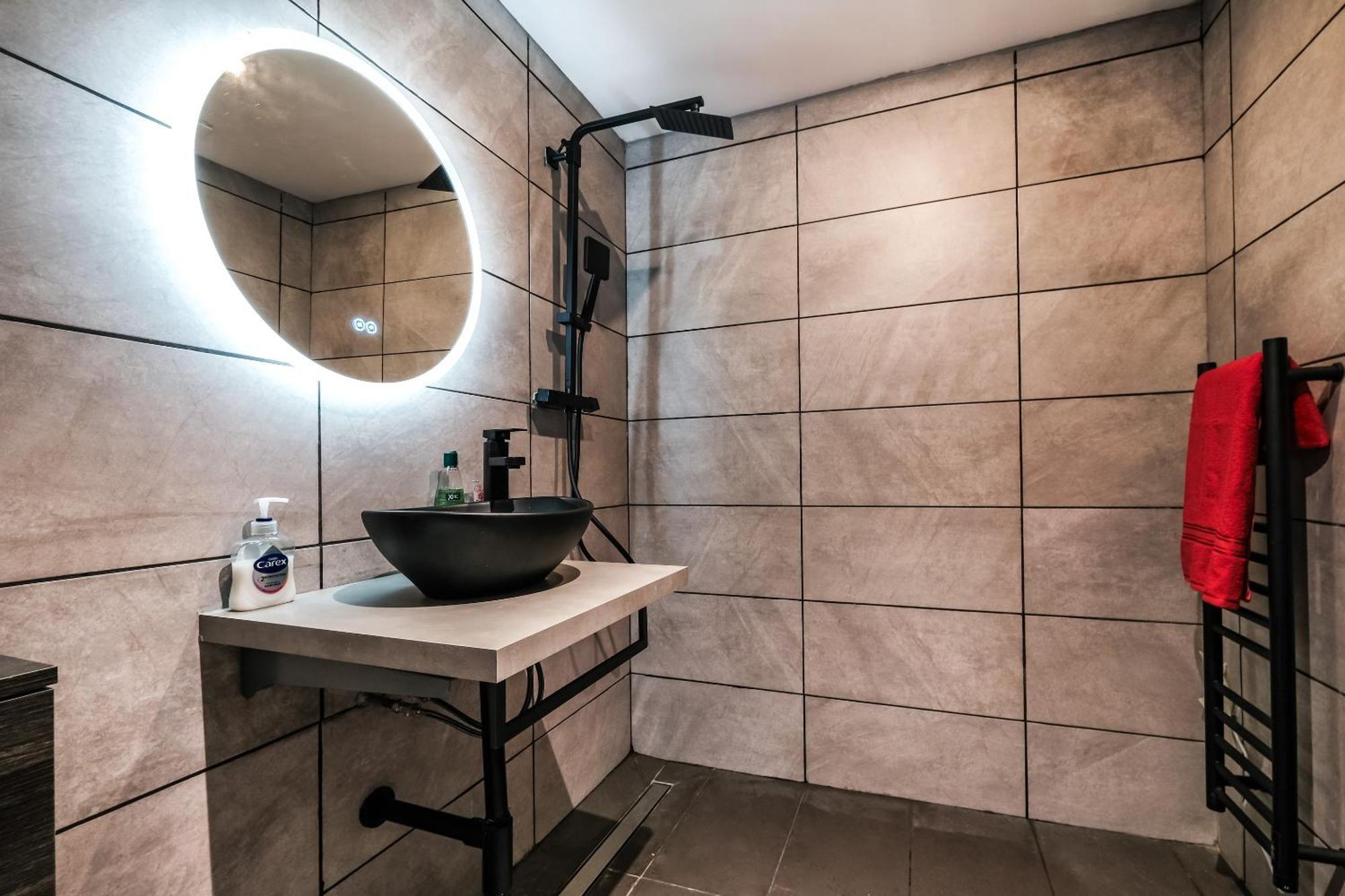 Spacious Apartment In Piccadilly Sleep 6 Vrb London Bagian luar foto